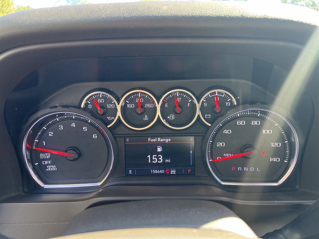 2020 Chevrolet Silverado 1500 RST photo
