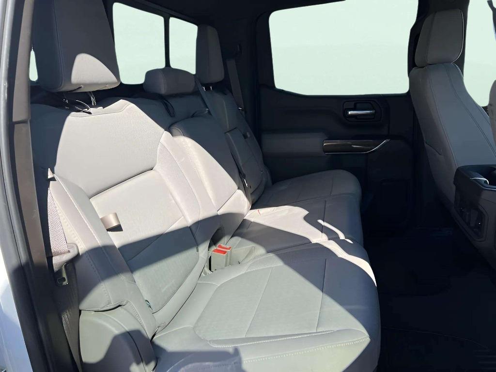 2020 Chevrolet Silverado 1500 - $26,995