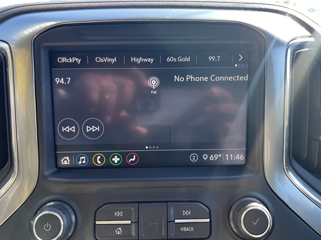 2020 Chevrolet Silverado 1500 RST photo