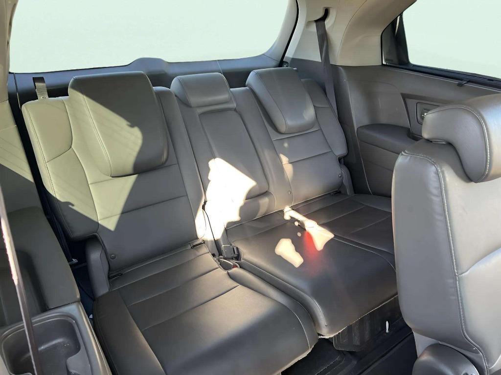 2015 Honda Odyssey - $15,995