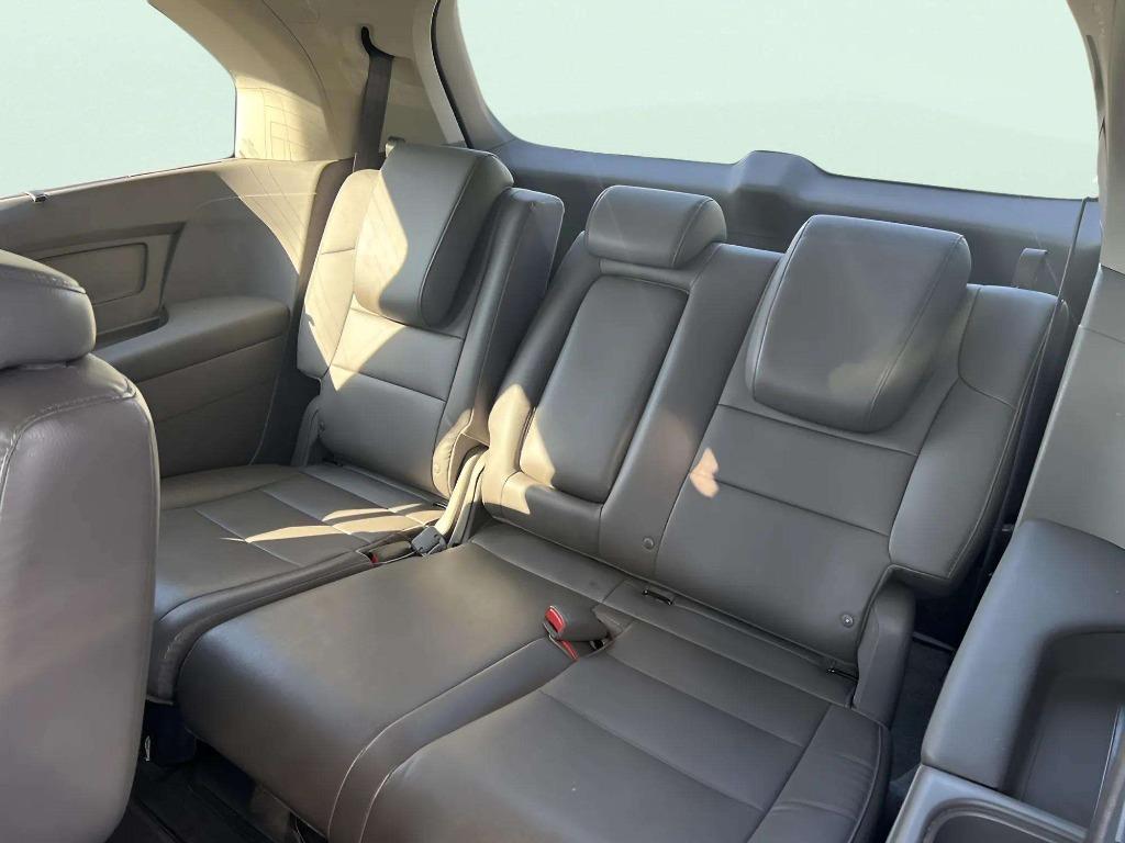 2015 Honda Odyssey - $15,995