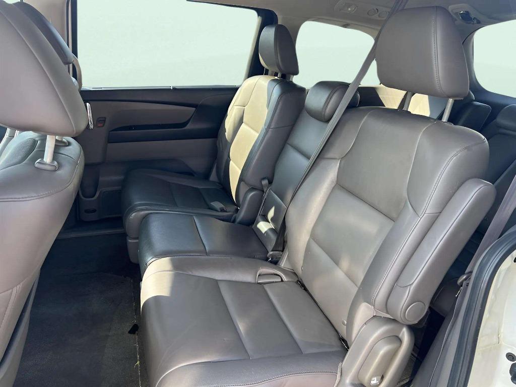 2015 Honda Odyssey - $15,995