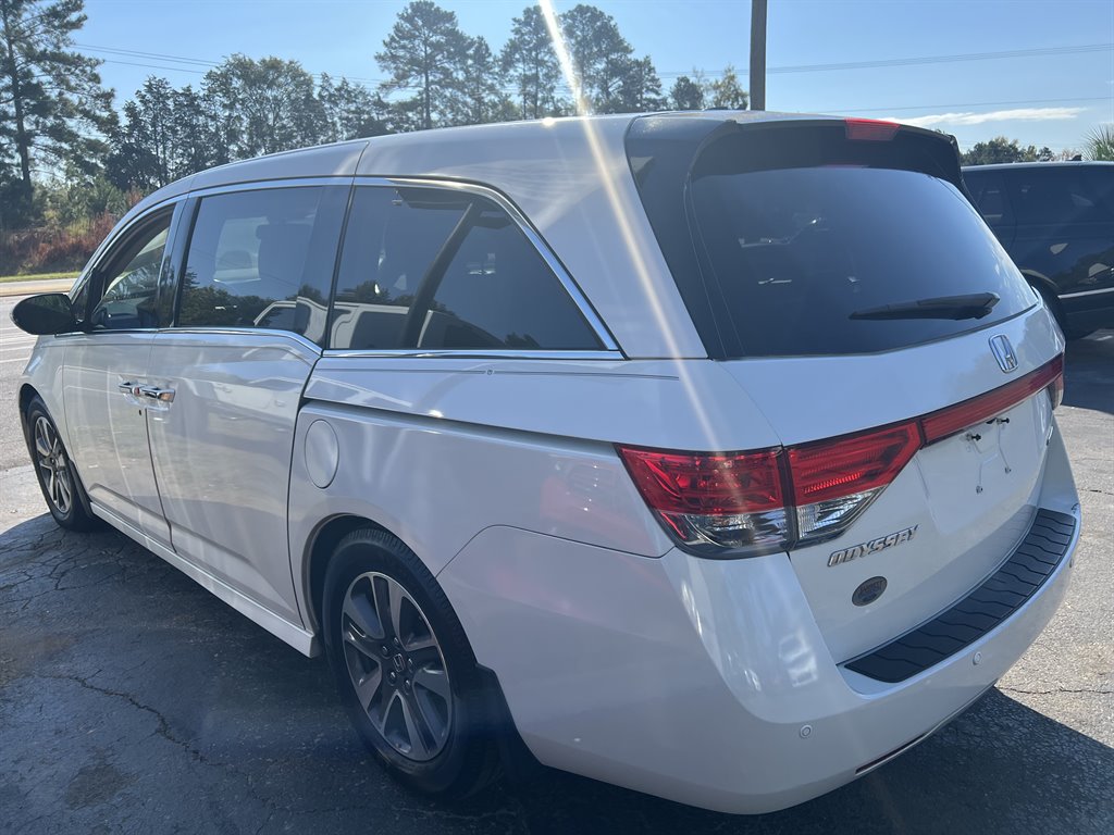 2015 Honda Odyssey Touring photo