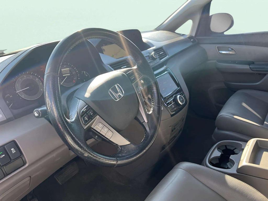 2015 Honda Odyssey - $15,995