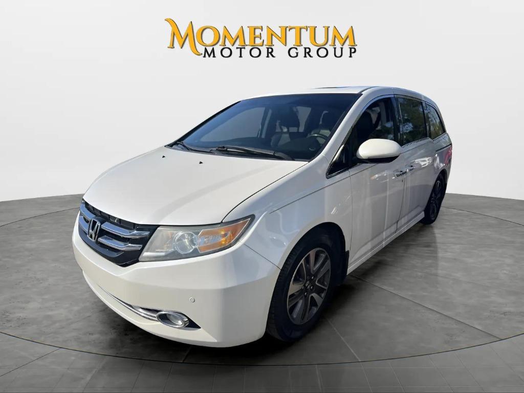 2015 Honda Odyssey - $15,995