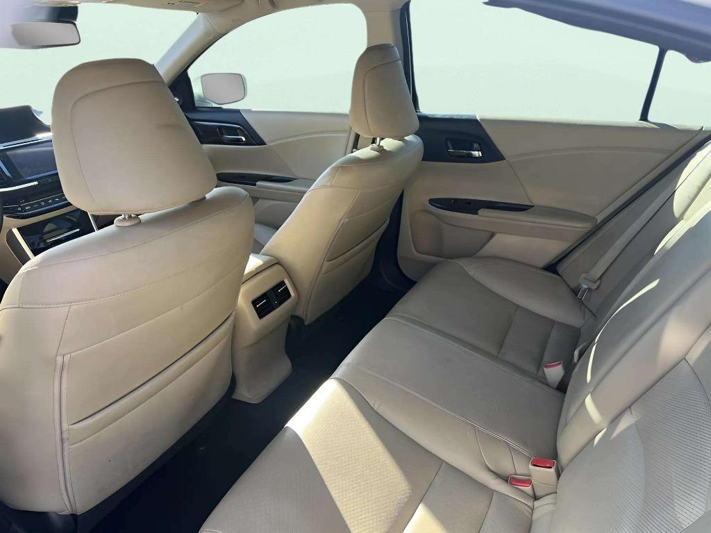 2016 Honda Accord - $11,995