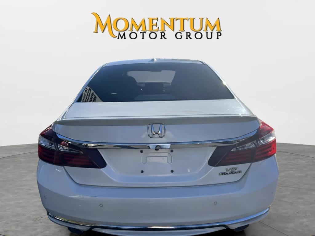 2016 Honda Accord - $11,995