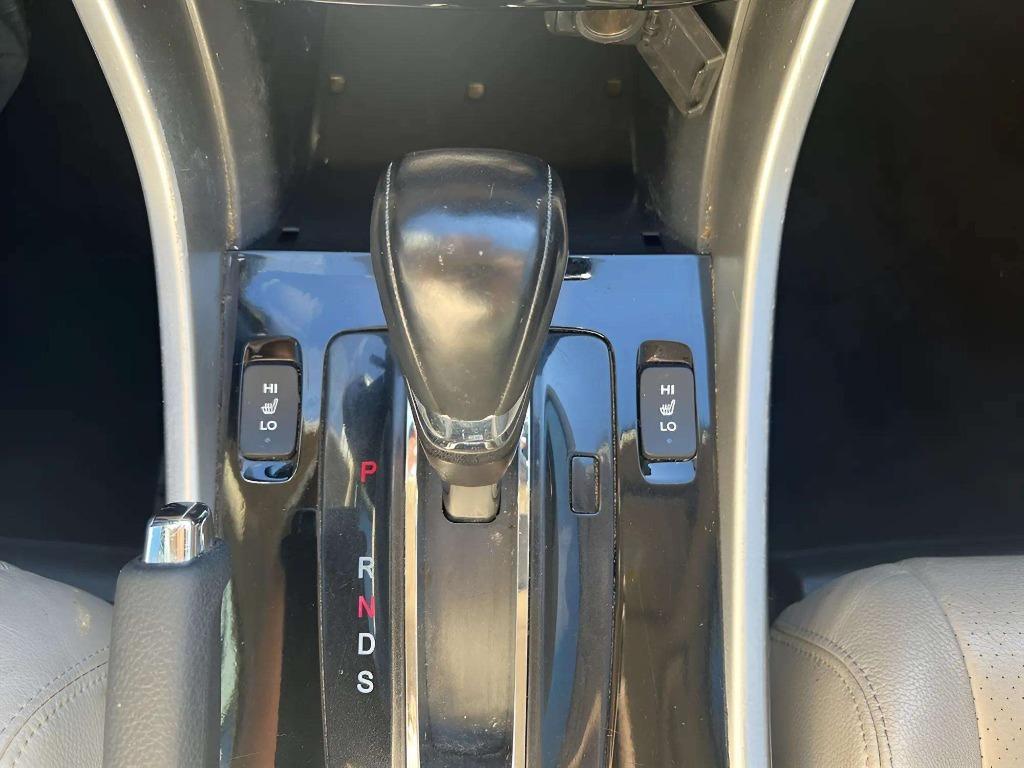 2016 Honda Accord - $11,995