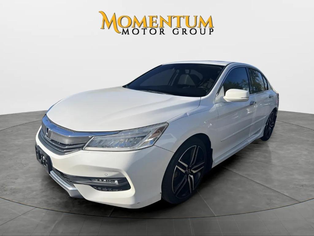 2016 Honda Accord - $11,995
