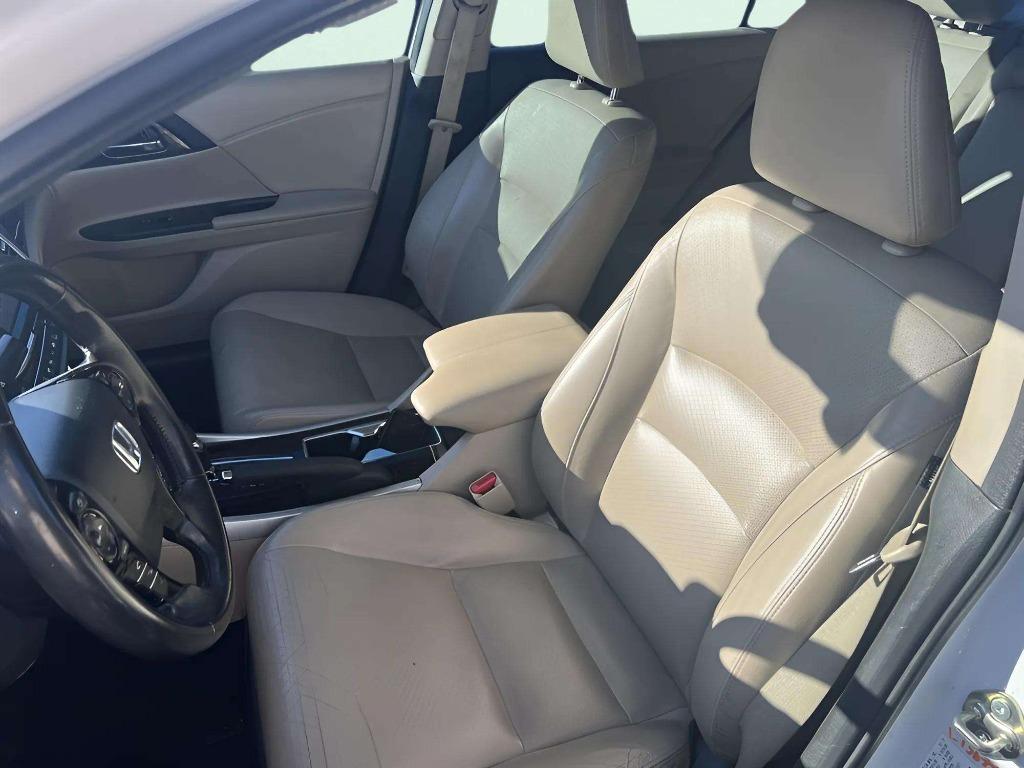 2016 Honda Accord - $11,995
