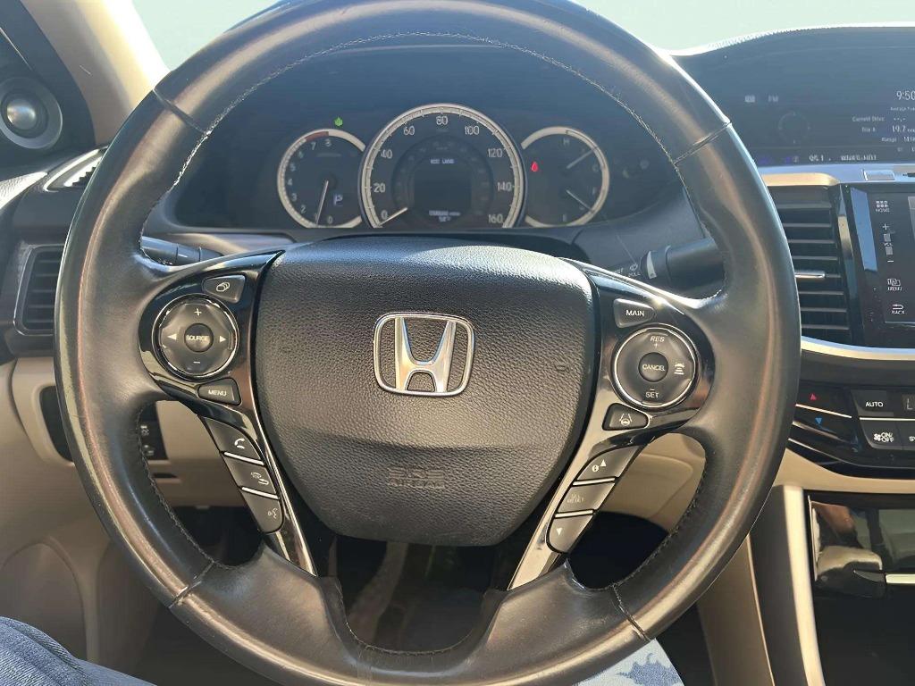 2016 Honda Accord - $11,995