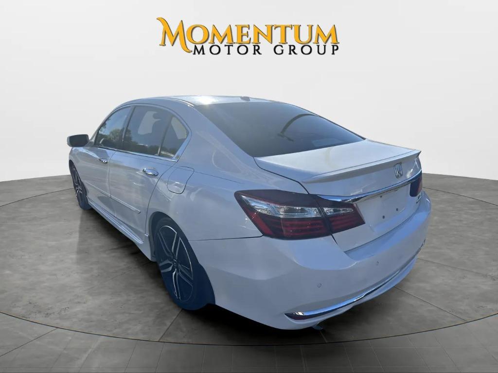 2016 Honda Accord - $11,995