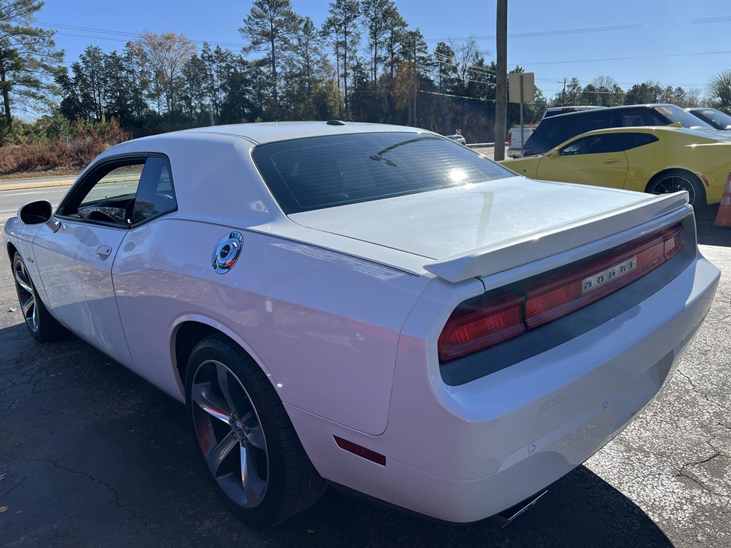 2014 Dodge Challenger R/T photo