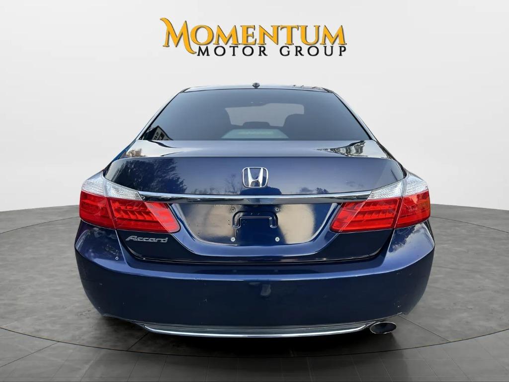 2013 Honda Accord - $15,995
