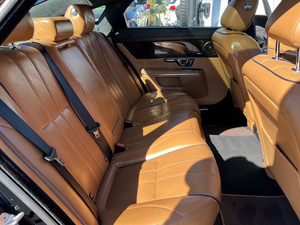 2014 Jaguar XJL Portfolio photo
