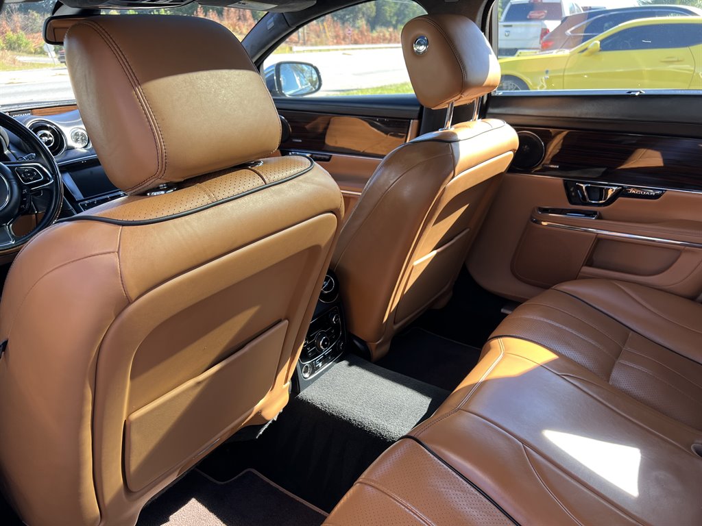 2014 Jaguar XJL Portfolio photo
