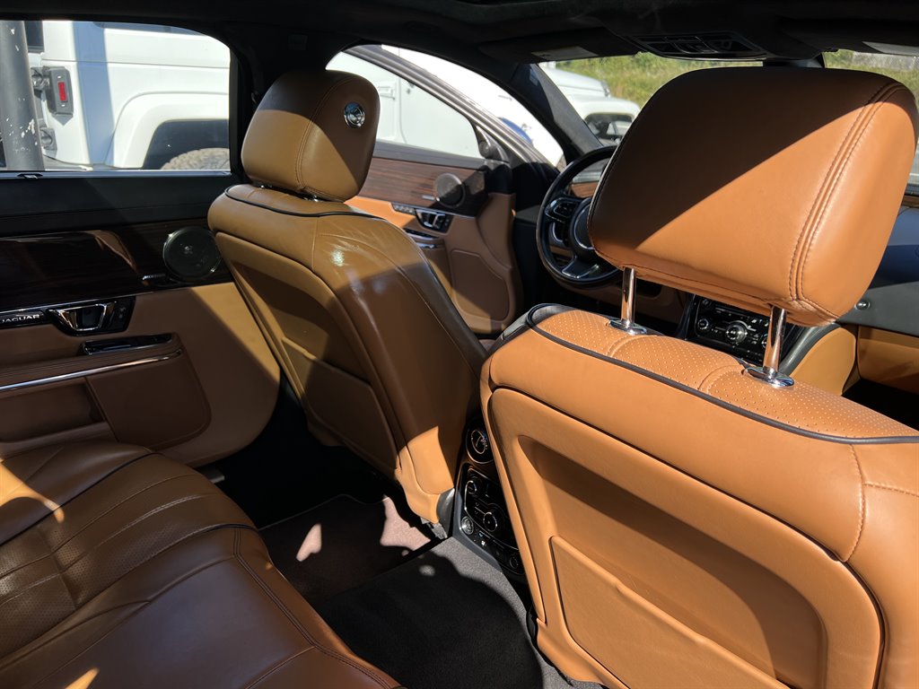 2014 Jaguar XJL Portfolio photo