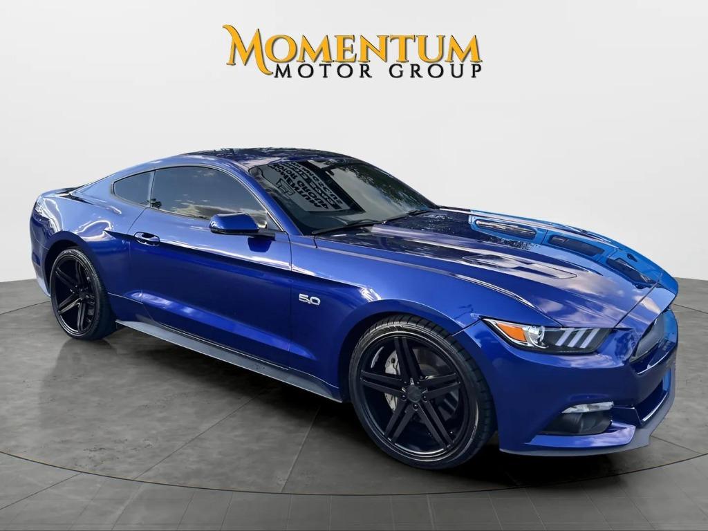 2015 Ford Mustang - $21,995