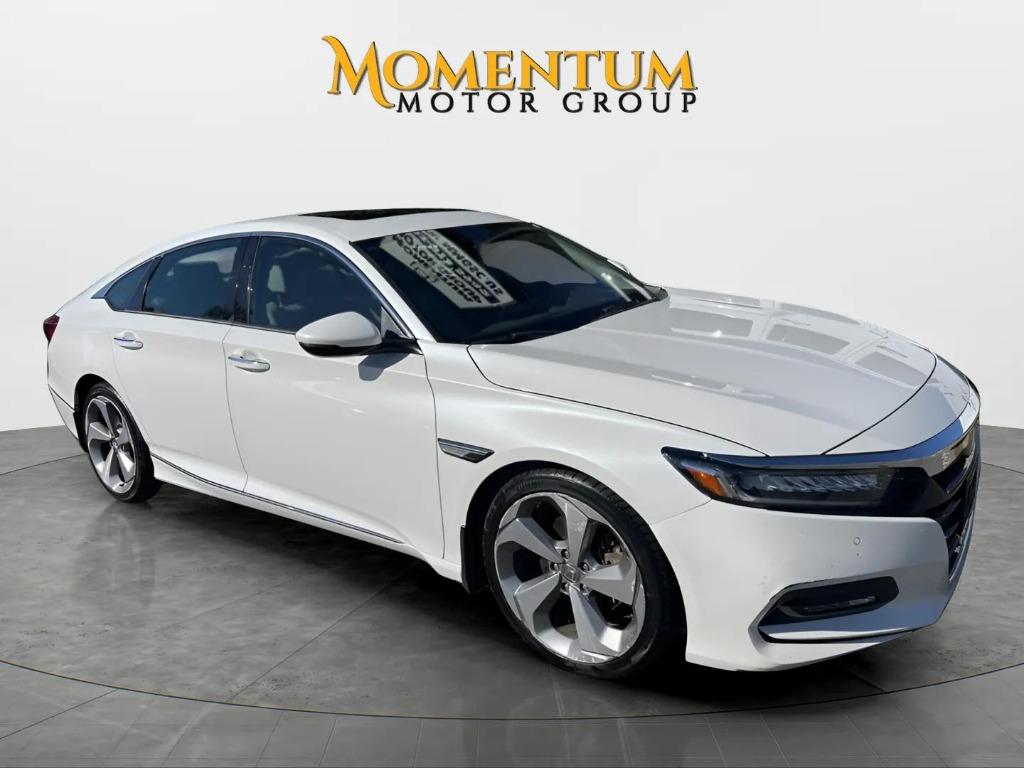 2018 Honda Accord - $19,995