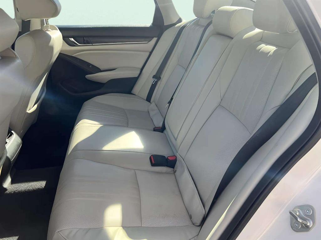 2018 Honda Accord - $19,995