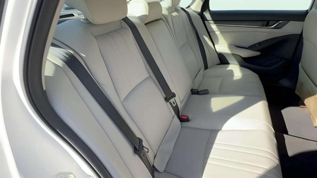 2018 Honda Accord - $19,995