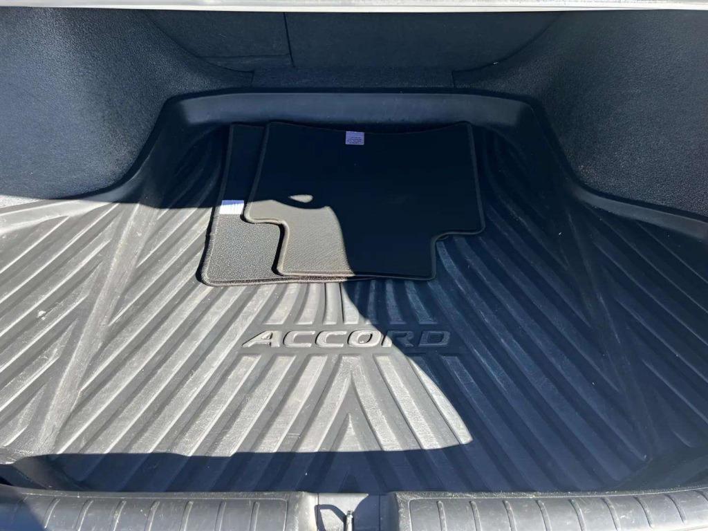 2018 Honda Accord - $19,995