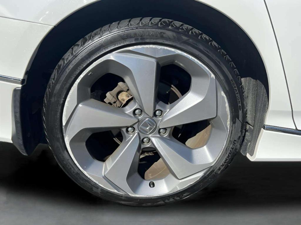 2018 Honda Accord - $19,995