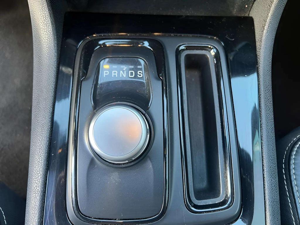 2019 Chrysler 300 - $18,995