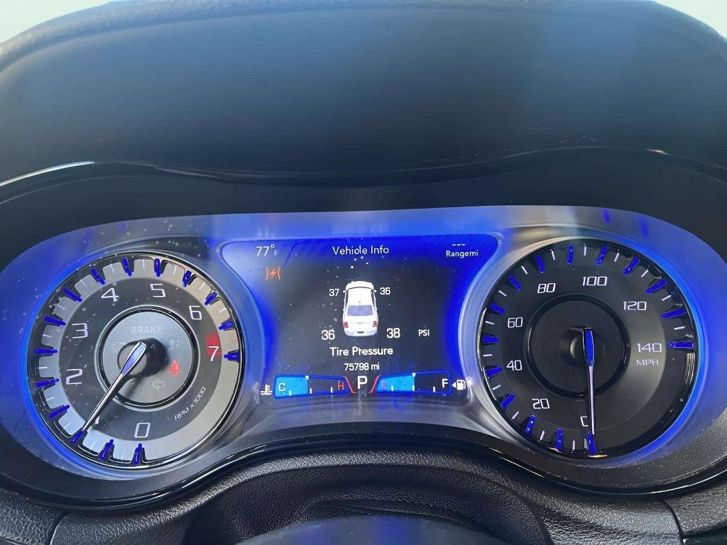 2019 Chrysler 300 - $18,995