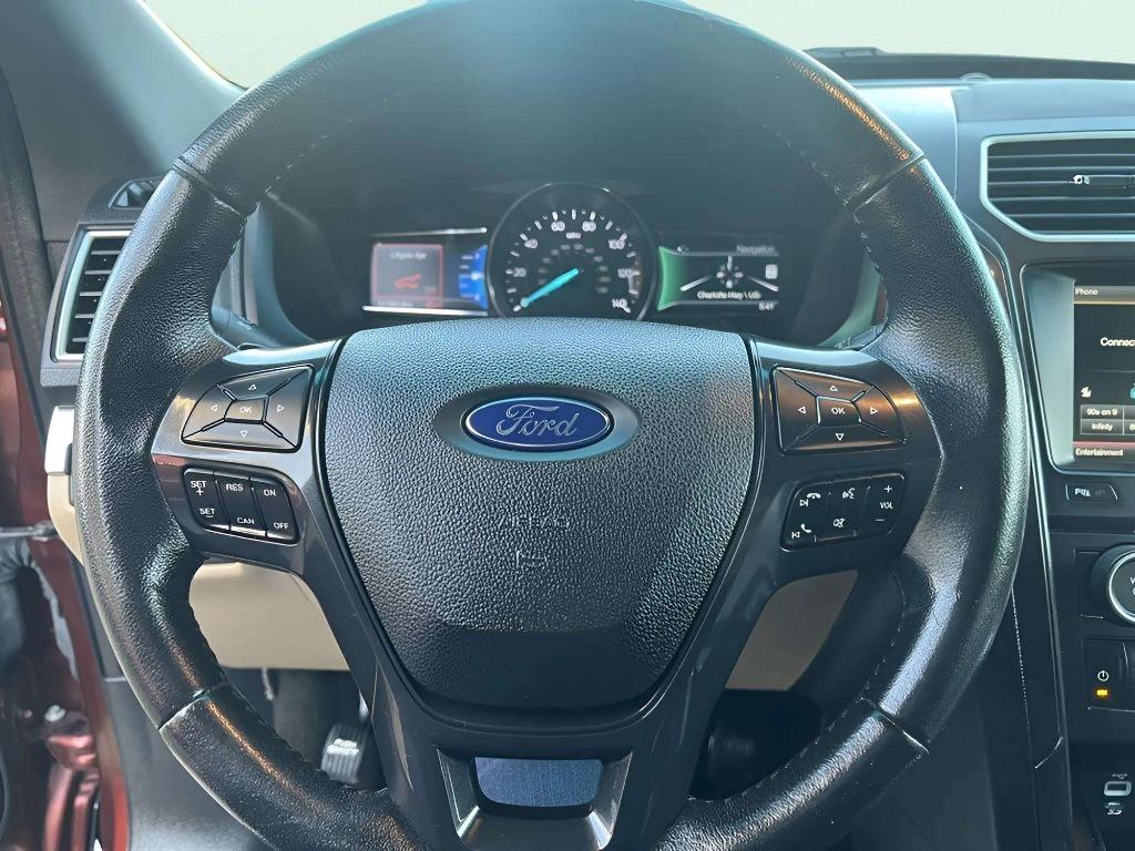 2016 Ford Explorer - $11,995