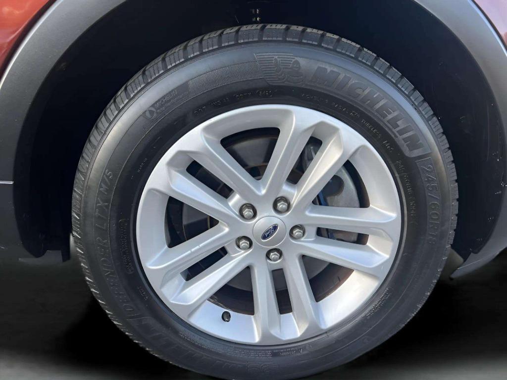 2016 Ford Explorer - $11,995