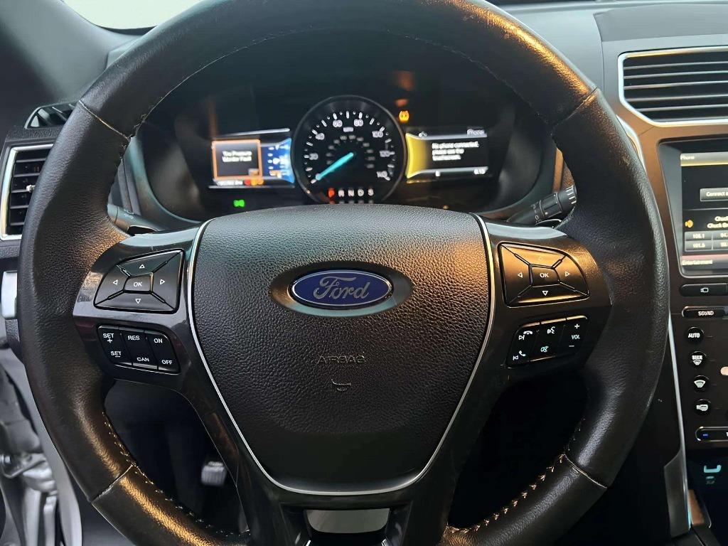 2016 Ford Explorer - $18,995