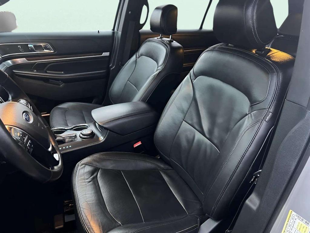 2016 Ford Explorer - $18,995