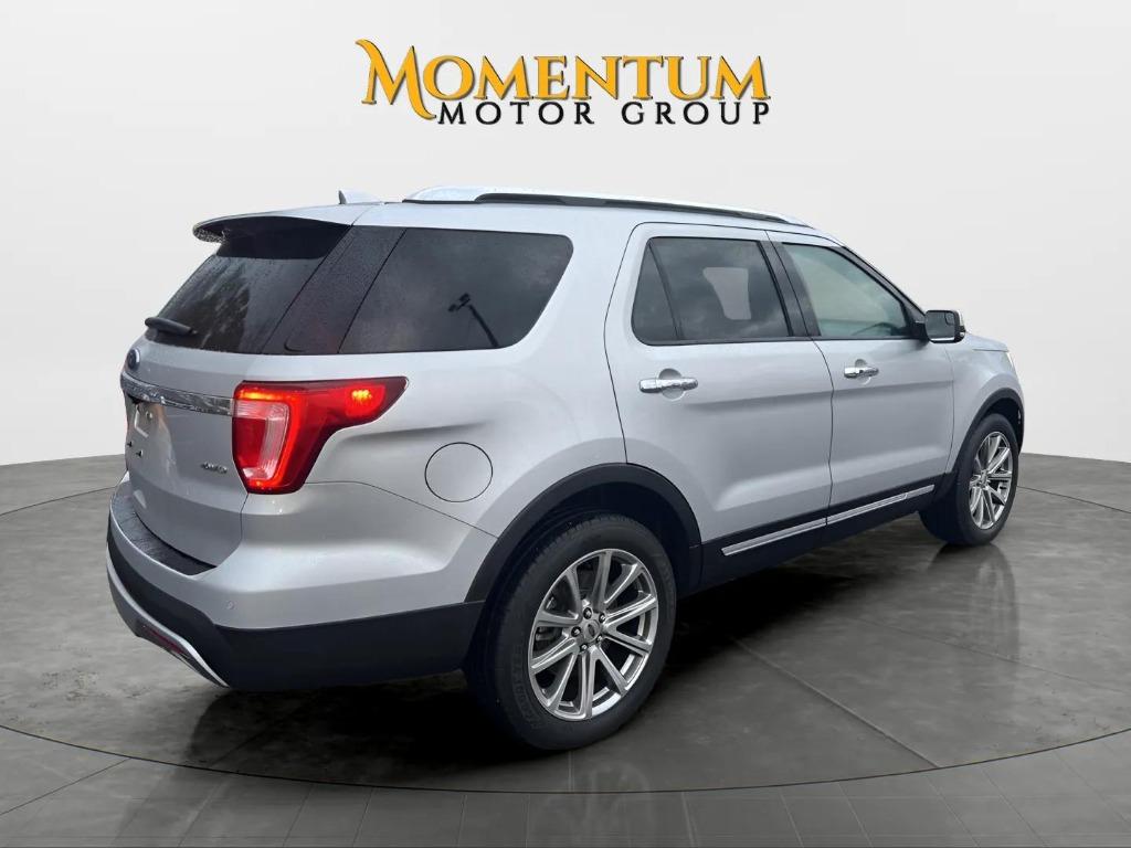 2016 Ford Explorer - $18,995