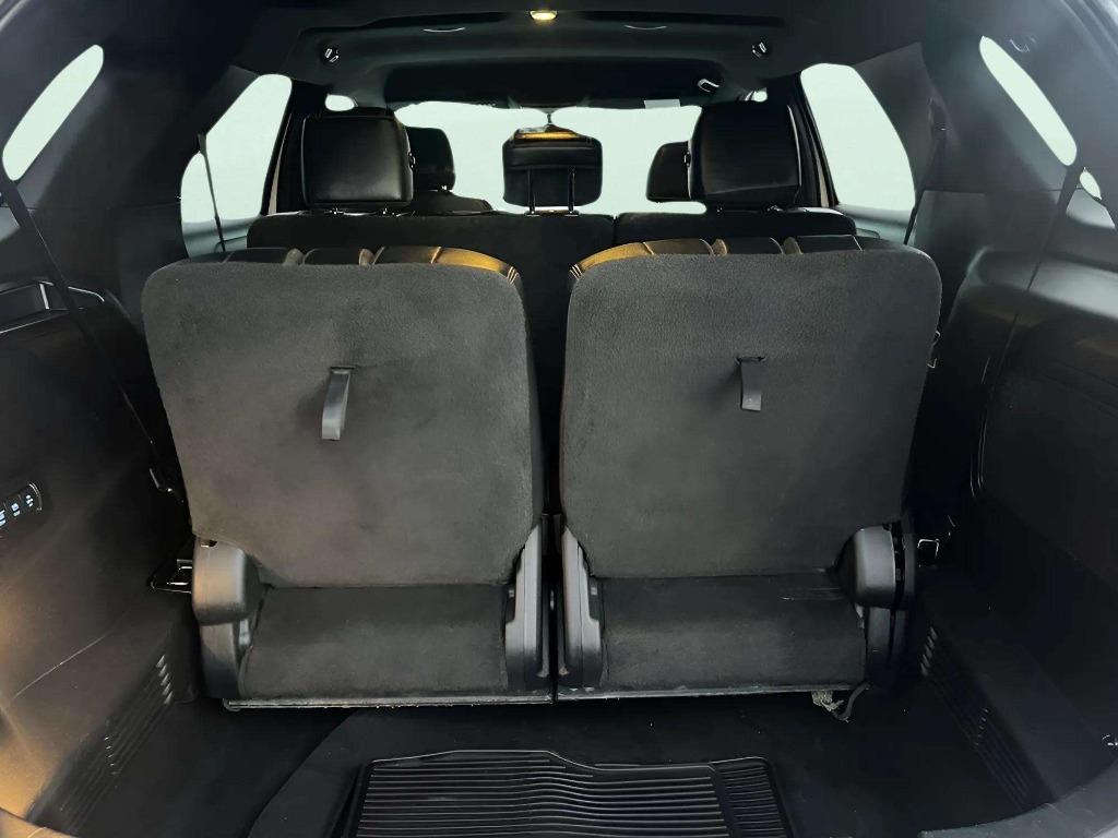 2016 Ford Explorer - $18,995