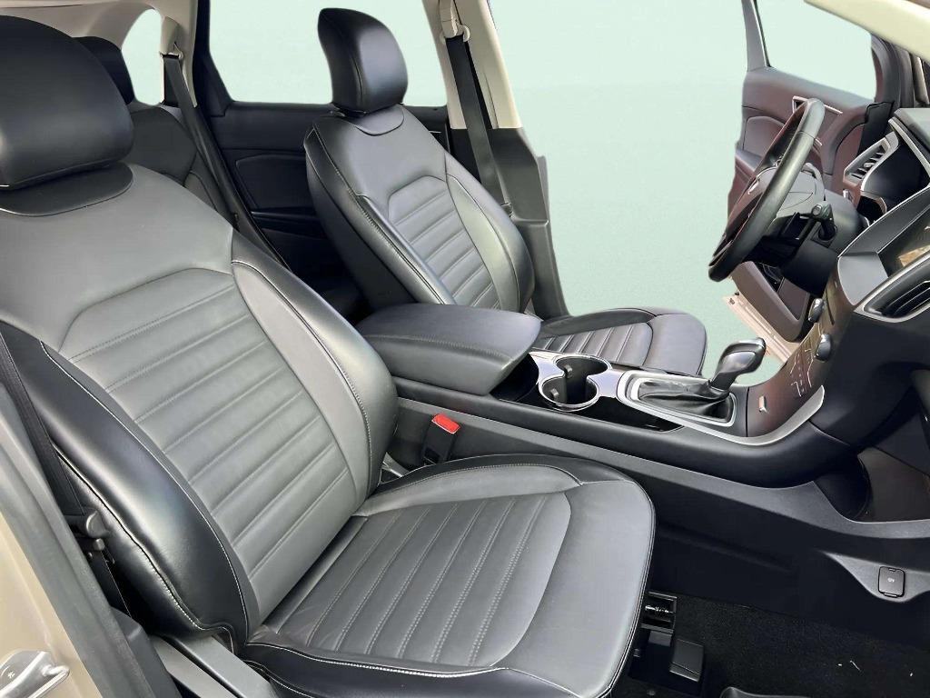 2018 Ford Edge - $15,995