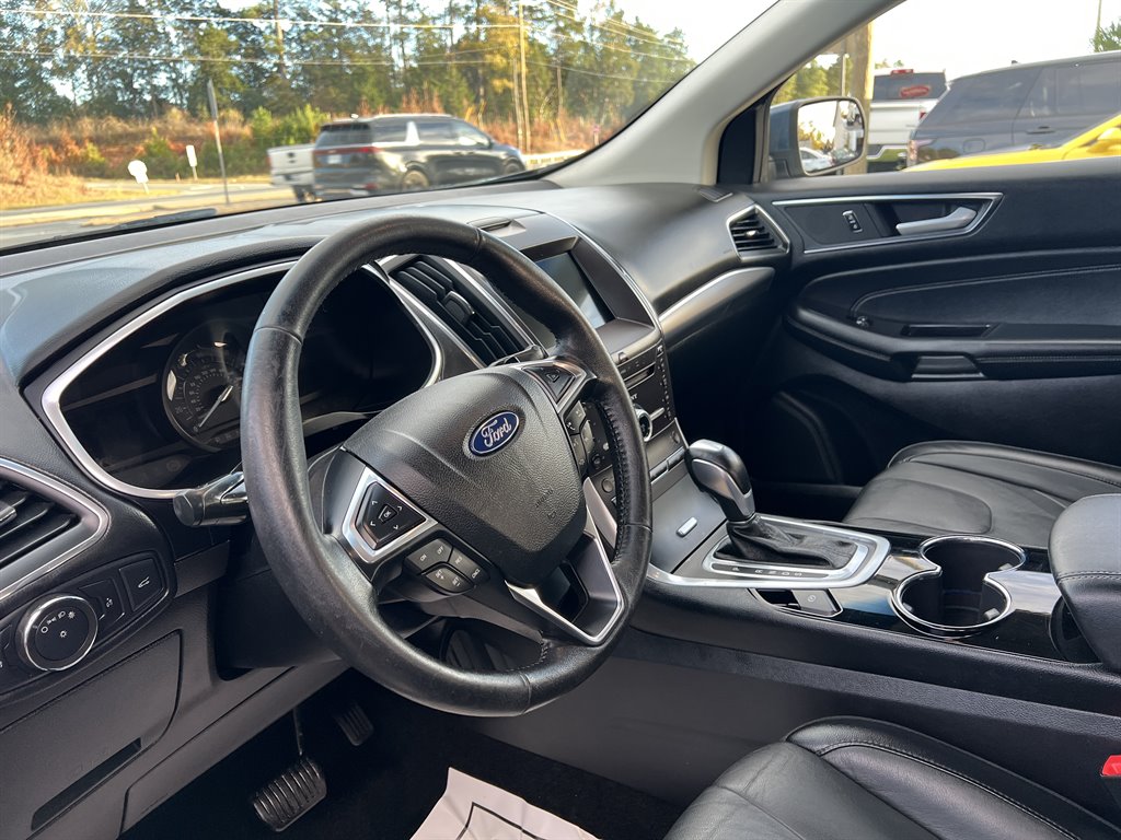 2018 Ford Edge Titanium photo