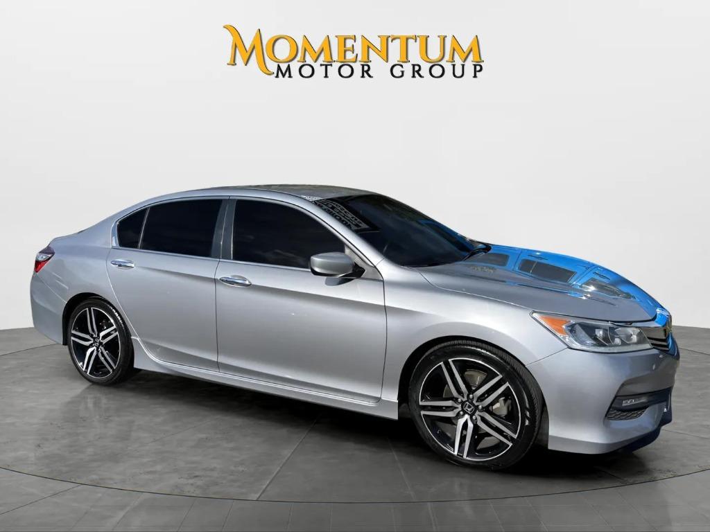 2017 Honda Accord - $13,995
