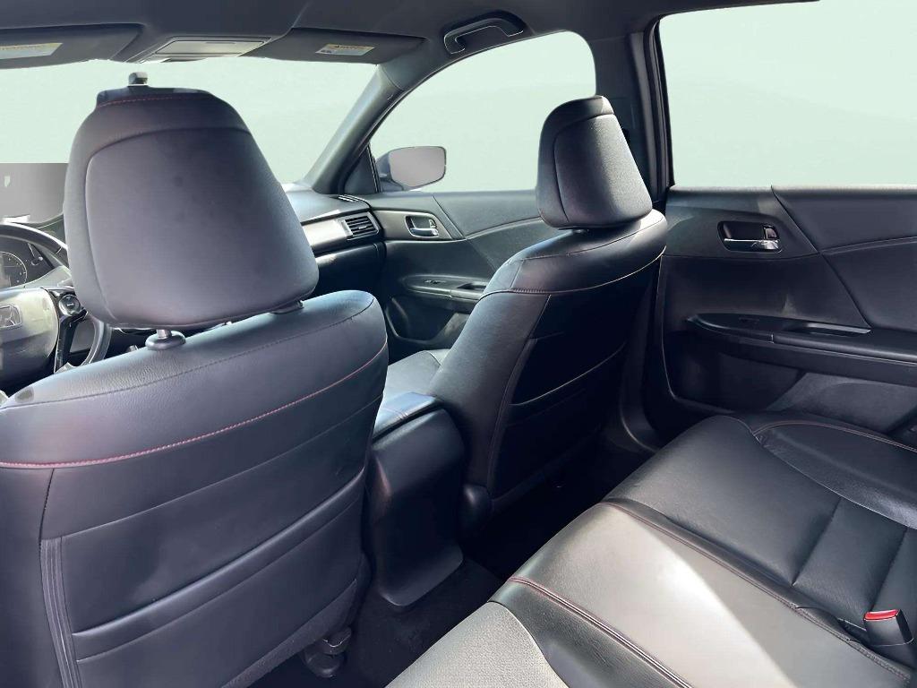2017 Honda Accord - $13,995