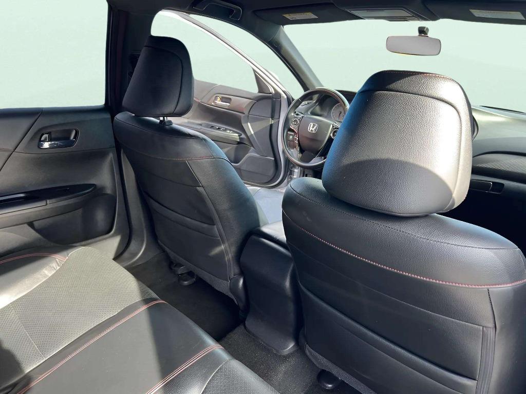 2017 Honda Accord - $13,995