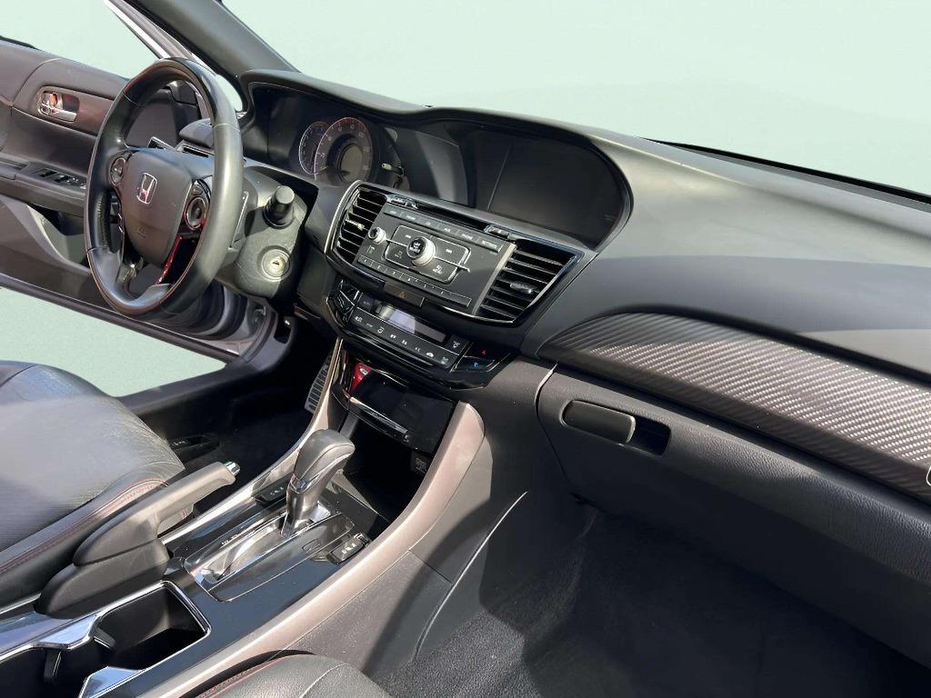 2017 Honda Accord - $13,995