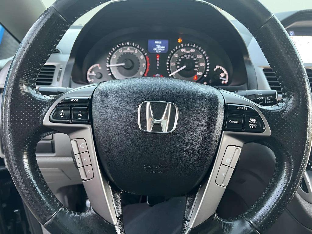 2016 Honda Odyssey - $14,995