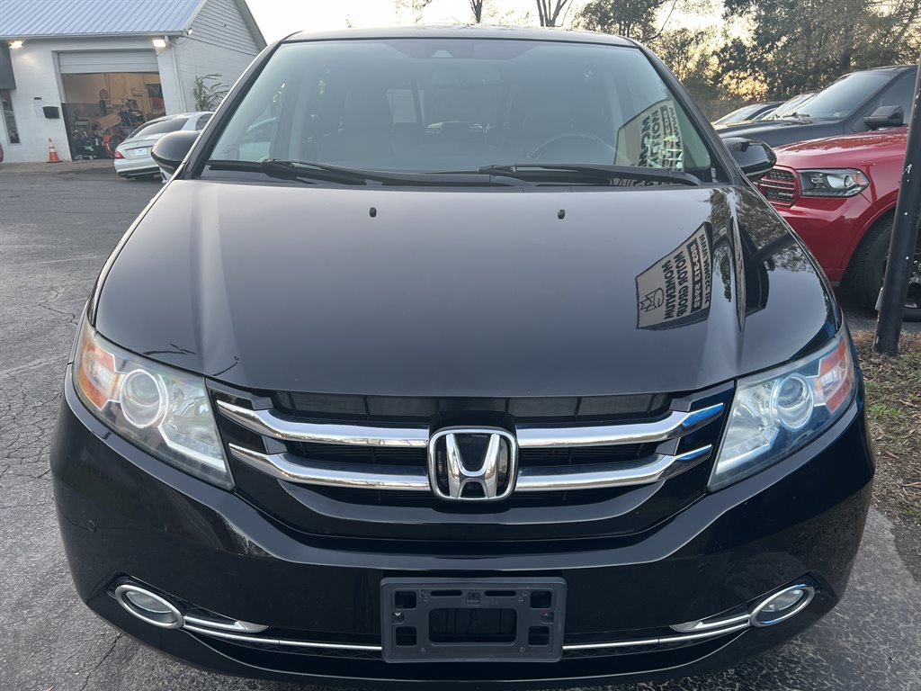 2016 Honda Odyssey Touring photo