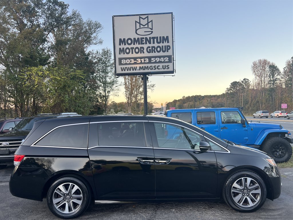 2016 Honda Odyssey Touring photo