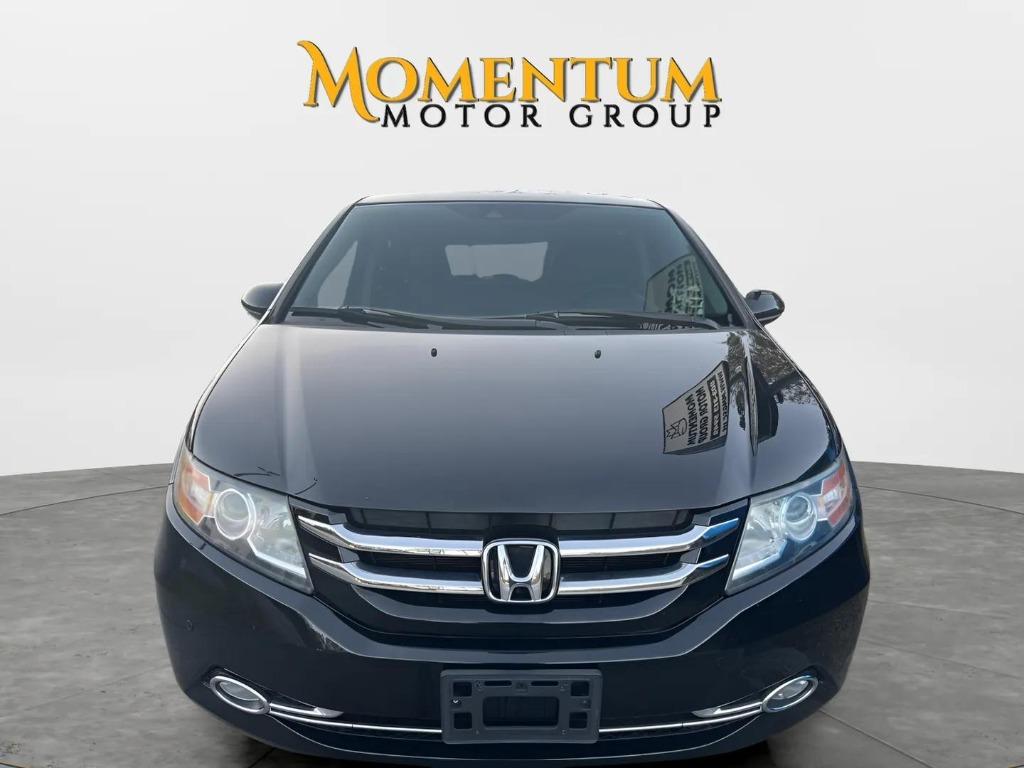 2016 Honda Odyssey - $14,995