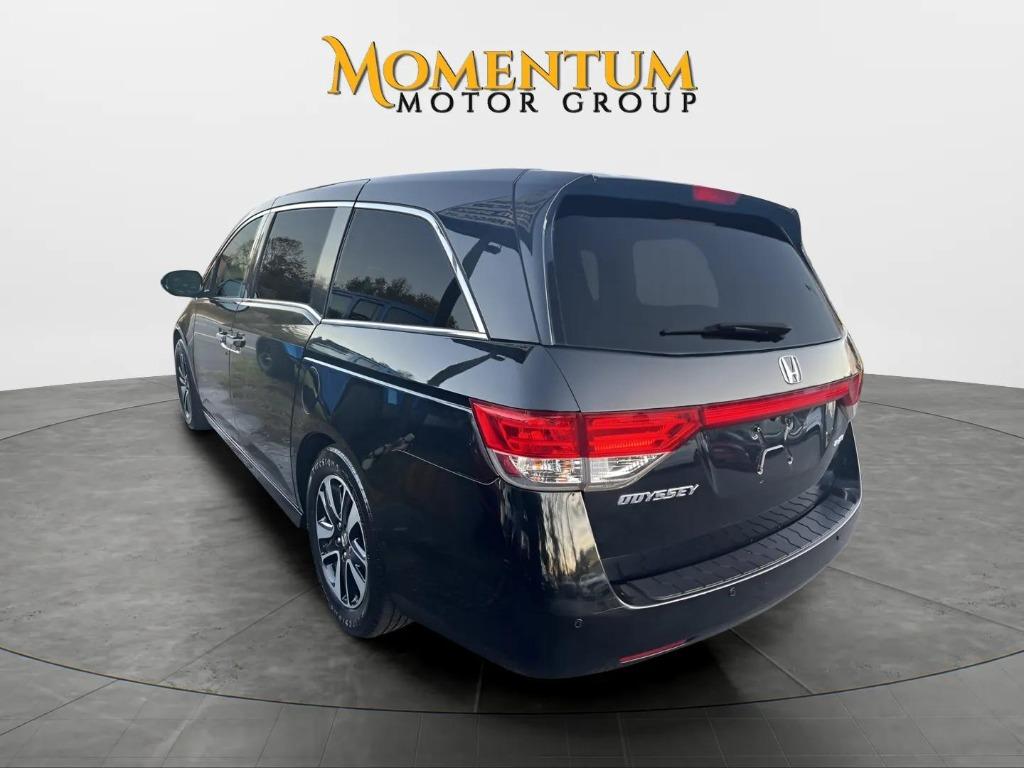 2016 Honda Odyssey - $14,995