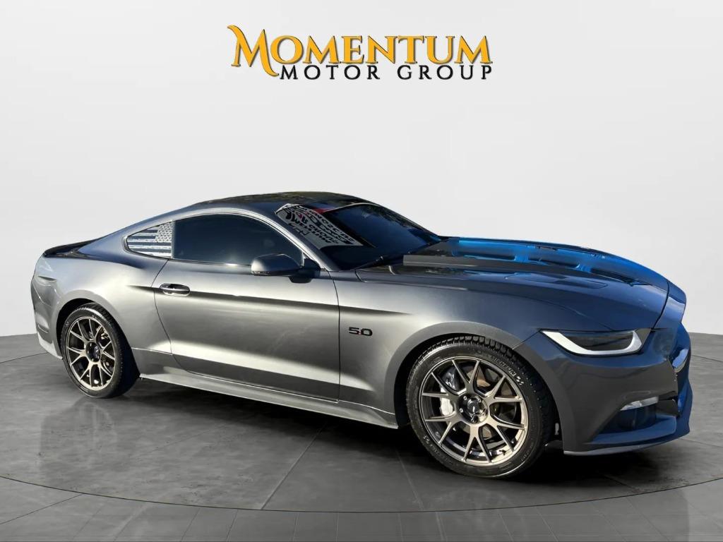 2017 Ford Mustang - $19,995