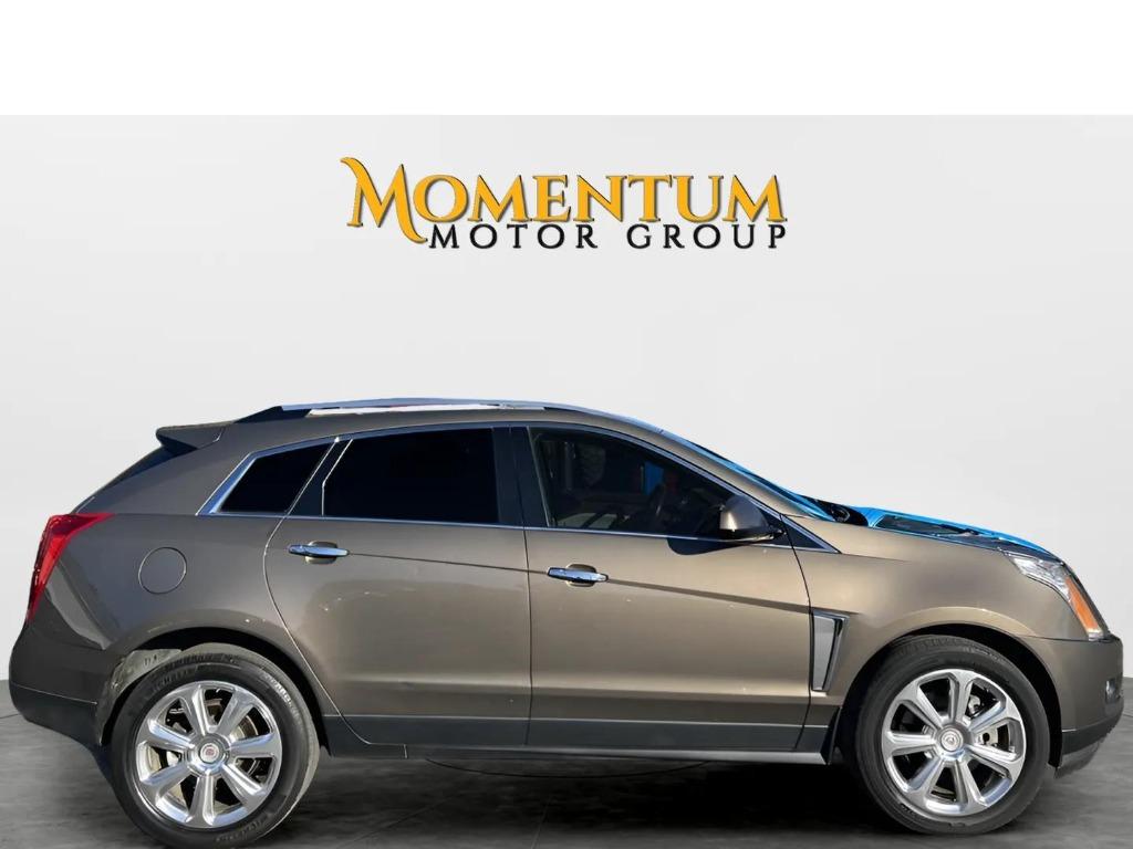 2016 Cadillac SRX - $15,900