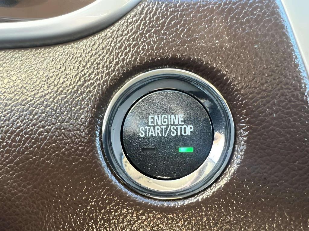 2016 Cadillac SRX - $15,900