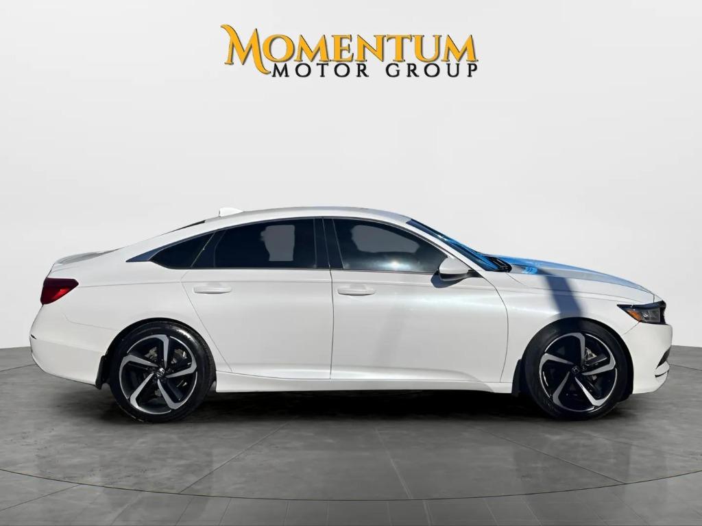 2018 Honda Accord - $16,995